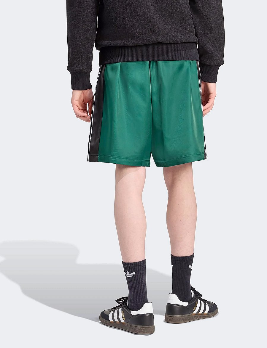 adidas Originals - ARCHIVE SHORT - cgreen/black - 5