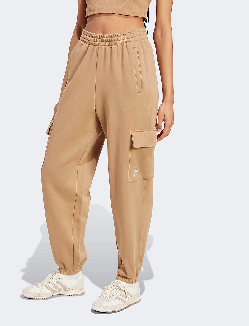 adidas Originals - ESS CARGO PANTS - trainingsbroek - cardbo - 4