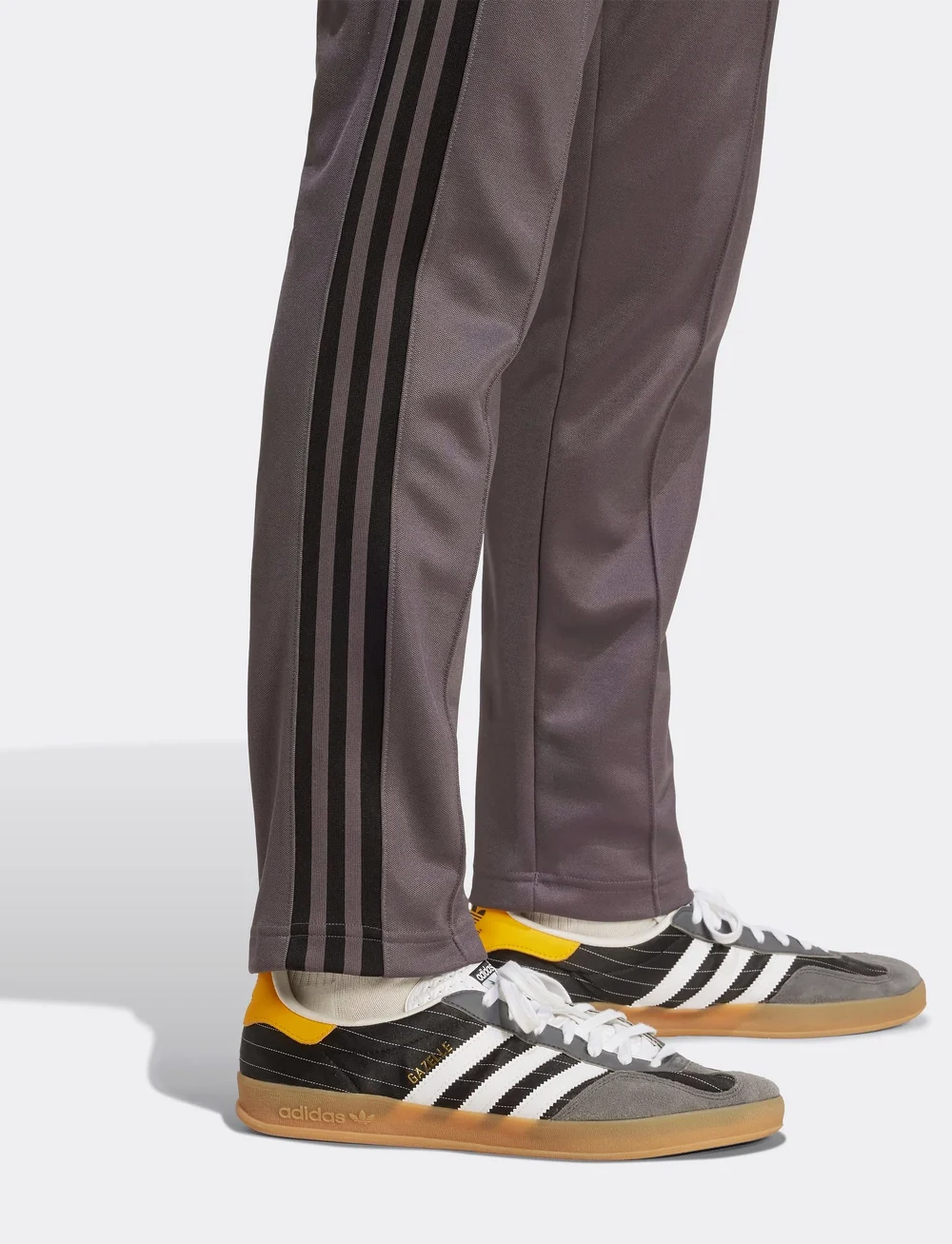 adidas Originals - CLASSIC TP - casual - grestr/black - 4