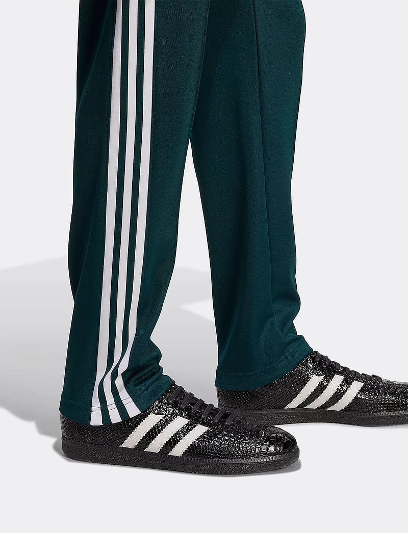 adidas Originals - CLASSIC TP - træningsbukser - aurivy/white - 4