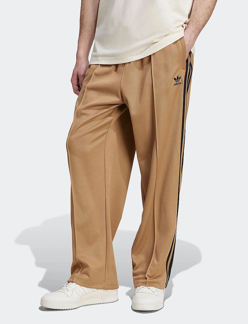 adidas Originals Baggy Tp (ADIJY1419) Sports pants1