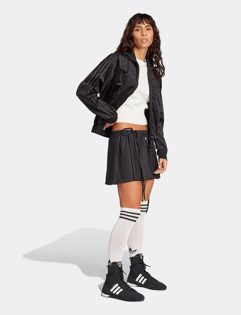 adidas Originals - VELVET TT - Överdelar - black - 2