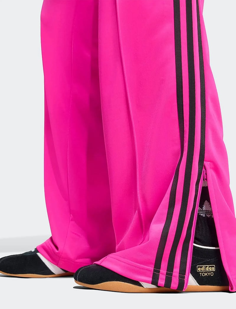 adidas Originals - FIREBIRD TP - trainingshosen - selufu/black - 2