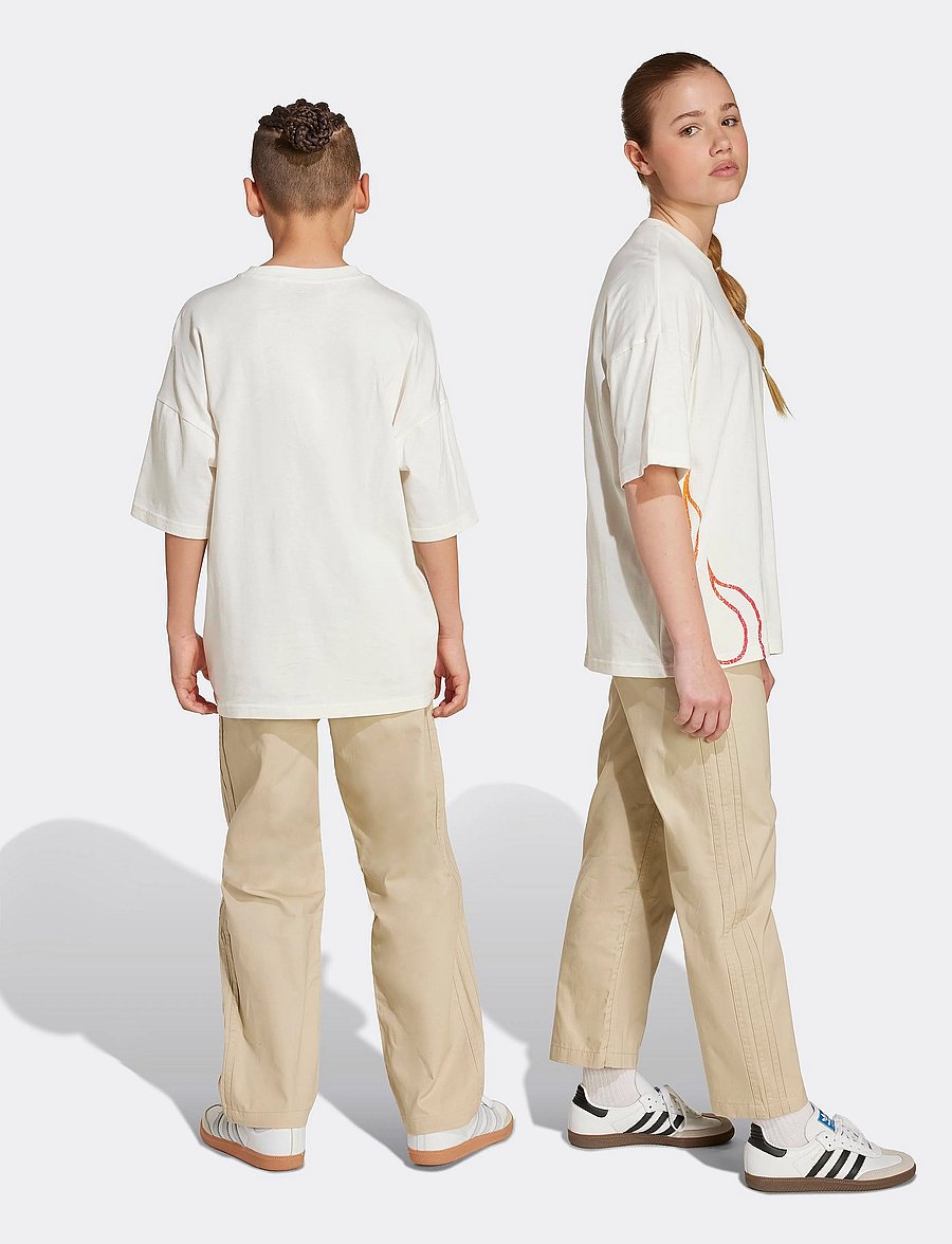 adidas Originals - TWILL PANTS - loose jeans - stokha - 3
