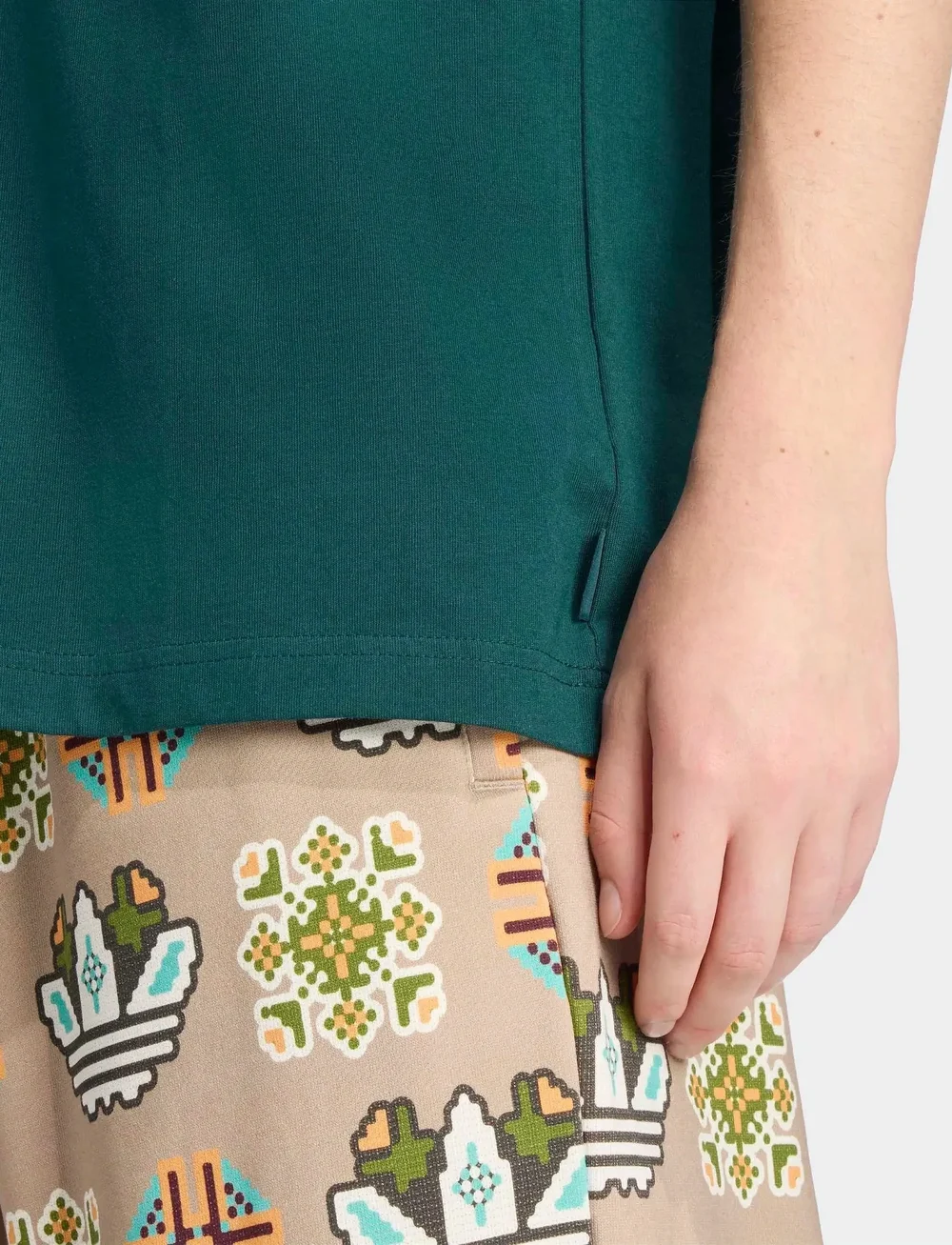 adidas Originals - MG LO SS T - tops & t-shirts - aurivy - 4