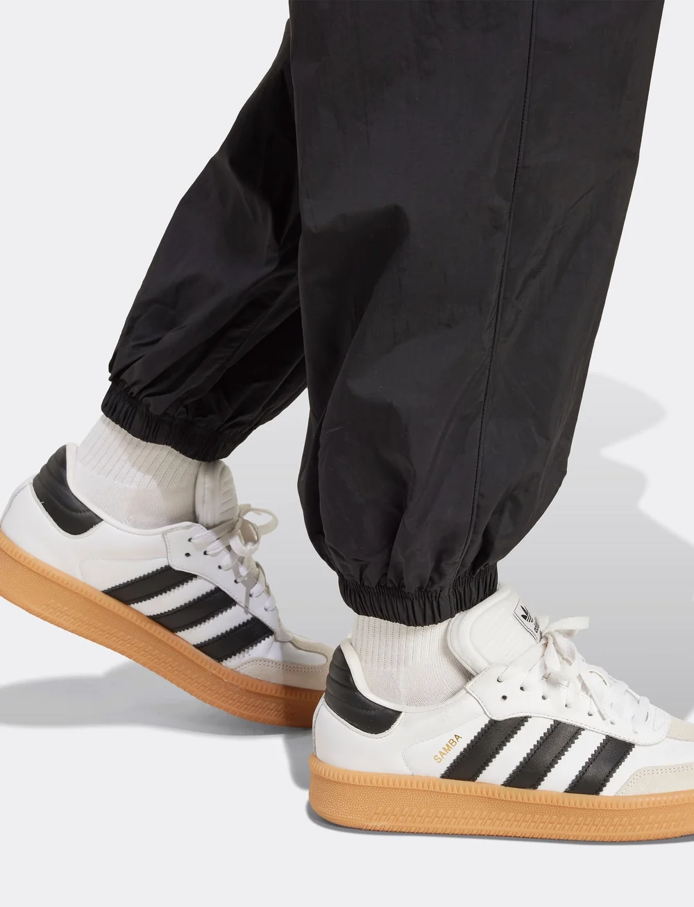 adidas Originals - ESS WOVEN PANT - treniņbikses - black - 4