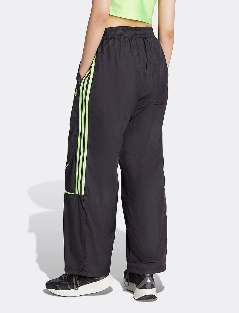 adidas Originals - TEAMGEIST TP - joggingbukser - black - 2