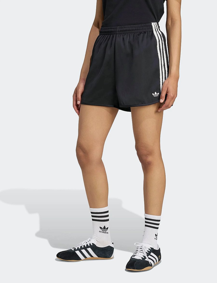 adidas Originals - RUFFLE SHORTS - black - 5