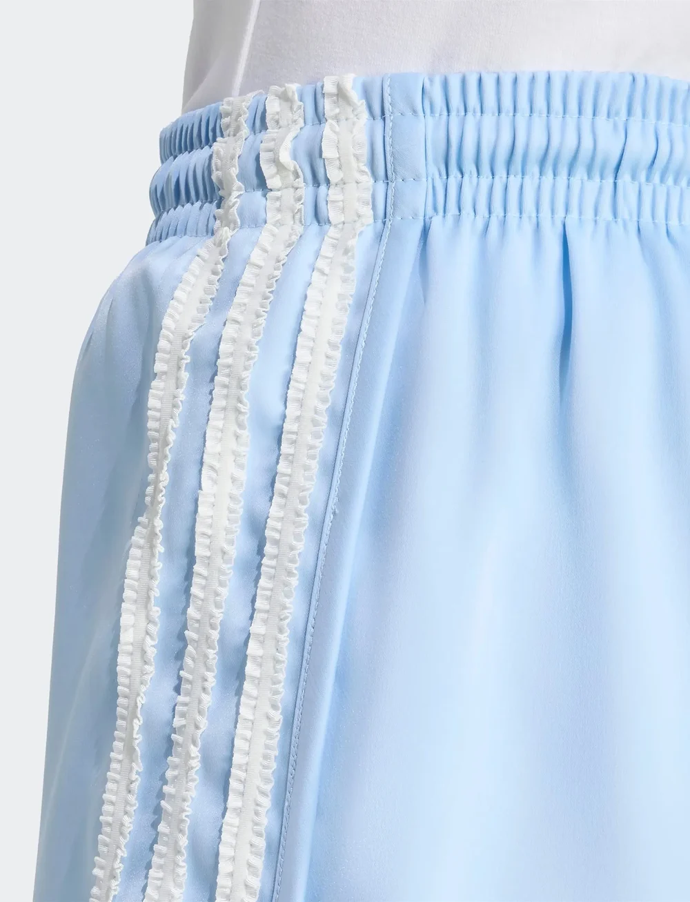 adidas Originals - RUFFLE SHORTS - afslappede shorts - clesky - 3