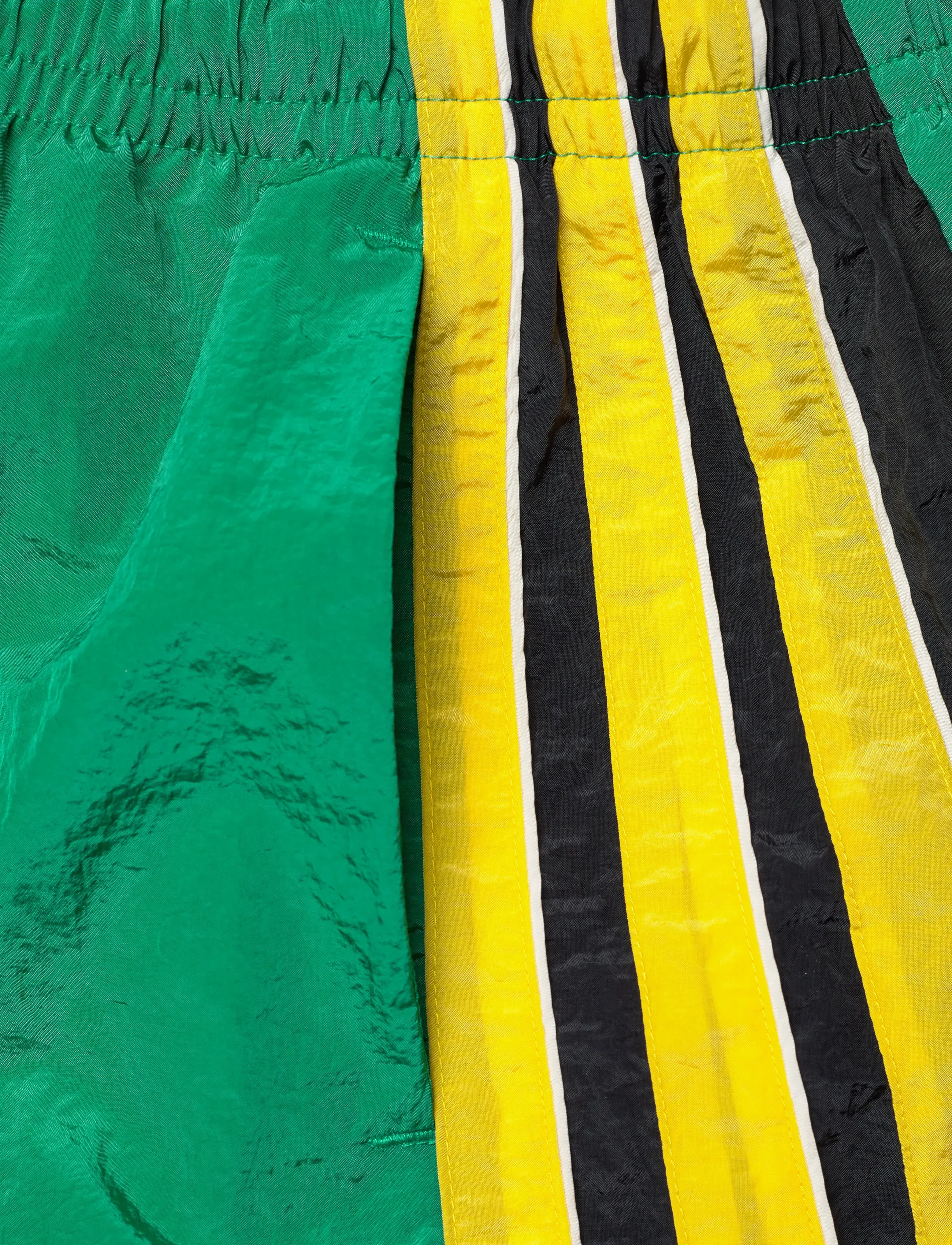adidas Originals - SANTIAGO SHORTS - shorts - bgreen - 5