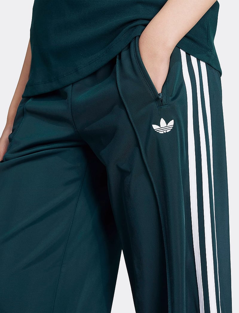 adidas Originals - FIREBIRD TP - treniņbikses - aurivy/white - 5