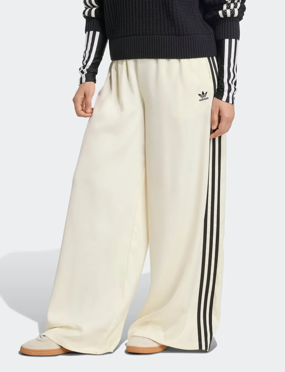 adidas Originals - SATIN TP WL - casual byxor - crewht/black - 0