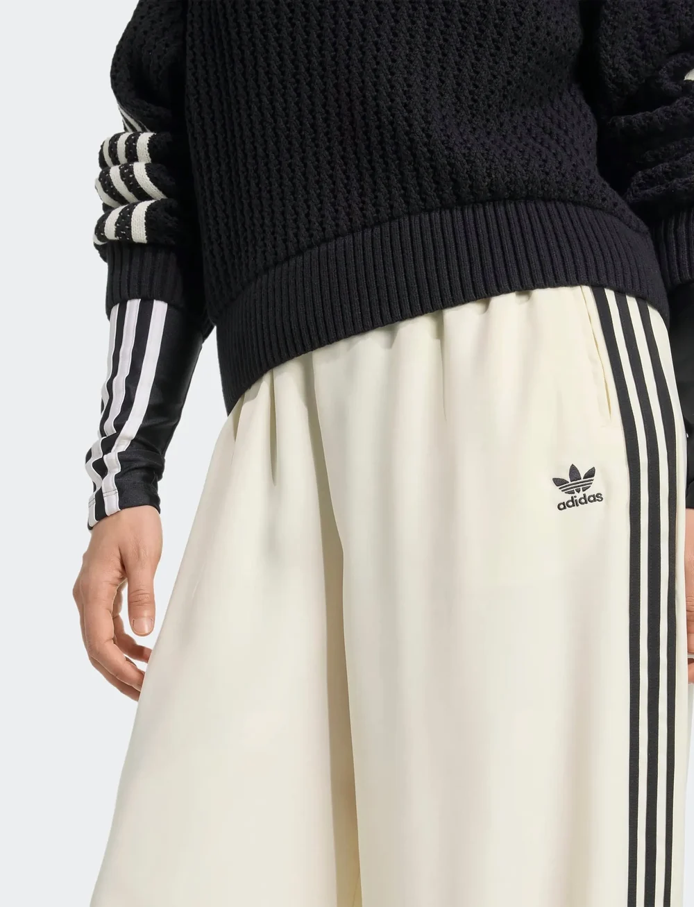 adidas Originals - SATIN TP WL - casual byxor - crewht/black - 3