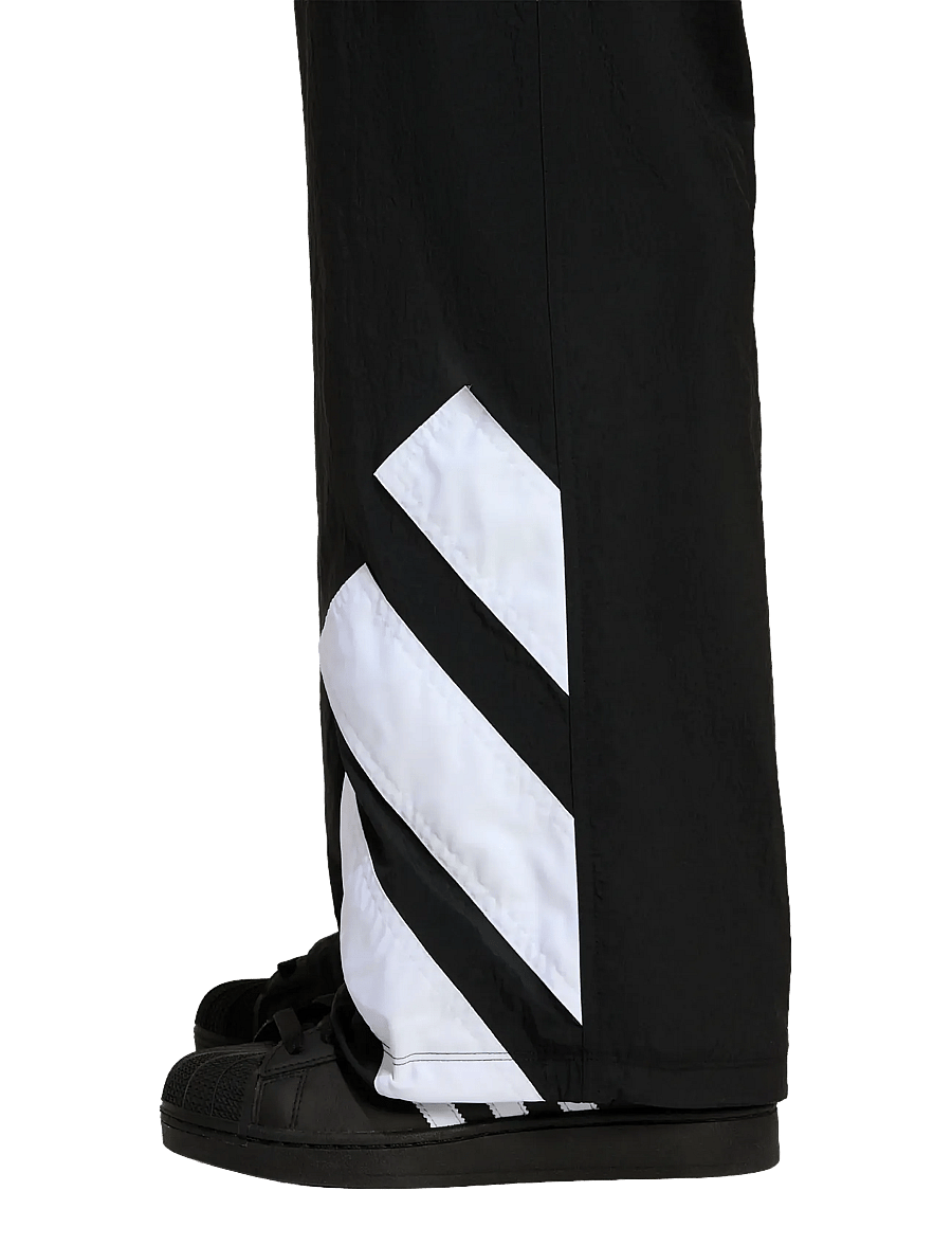 adidas Originals - BLOCKING TP - training pants - black/white - 5