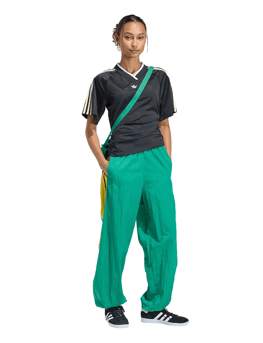 adidas Originals - SANTIAGO PANTS - casual - bgreen - 0