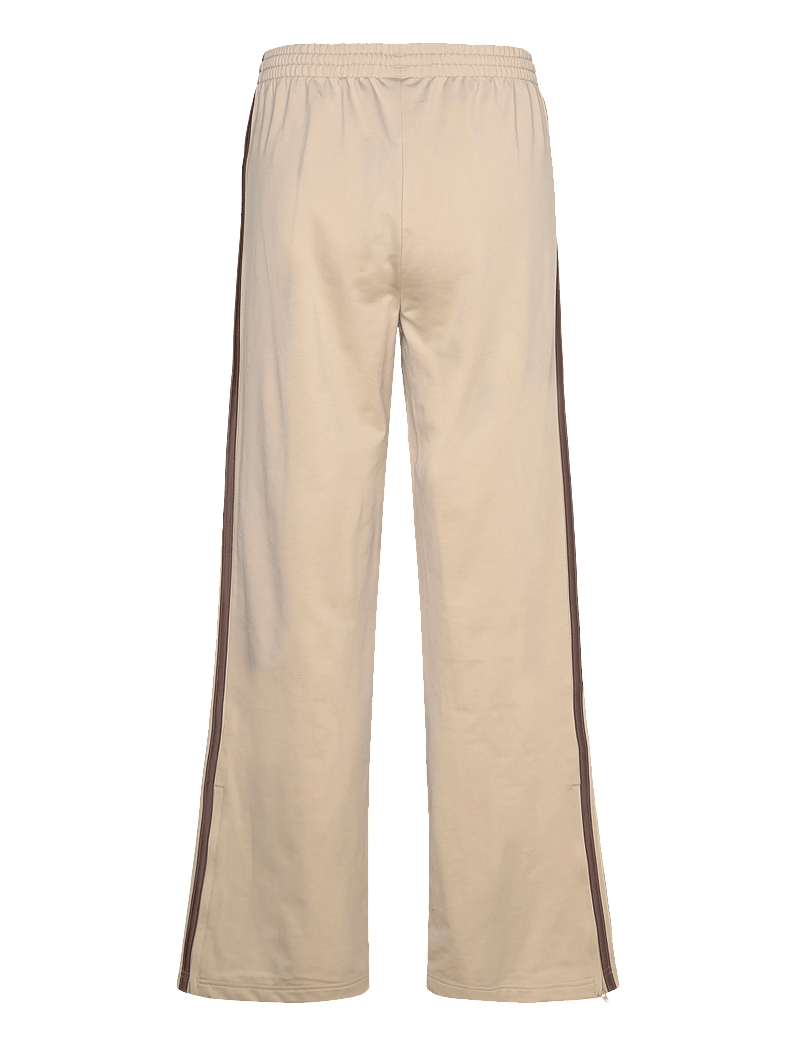 adidas Originals - FB LOOSE TP - casual byxor - stokha/earstr - 1