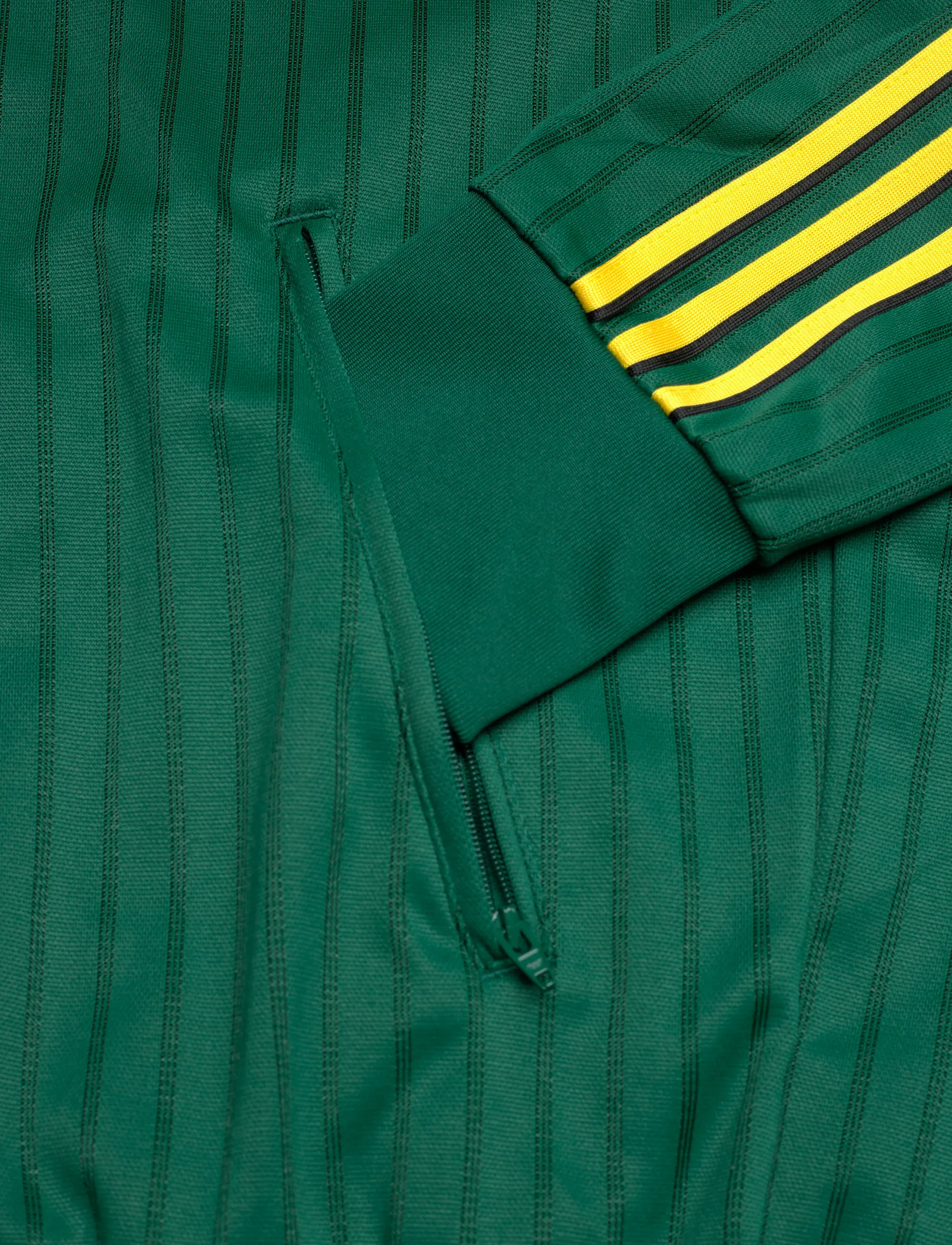 adidas Originals Firebird Tt (ADIKD6287) - Sweatshirts | Boozt.com