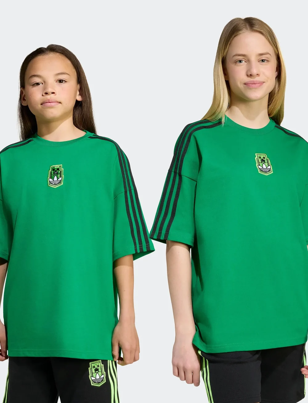 adidas Originals - GFX TEE - kortärmade t-shirts - green - 4