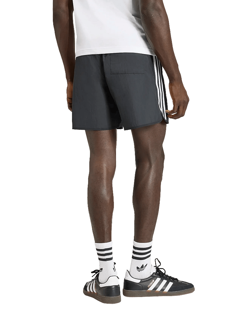 adidas Originals - SPRINTER SHO - freizeit shorts - black - 3