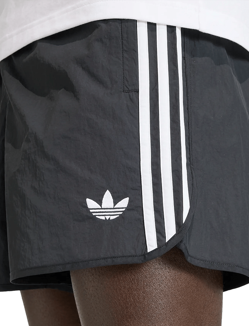 adidas Originals - SPRINTER SHO - freizeit shorts - black - 5