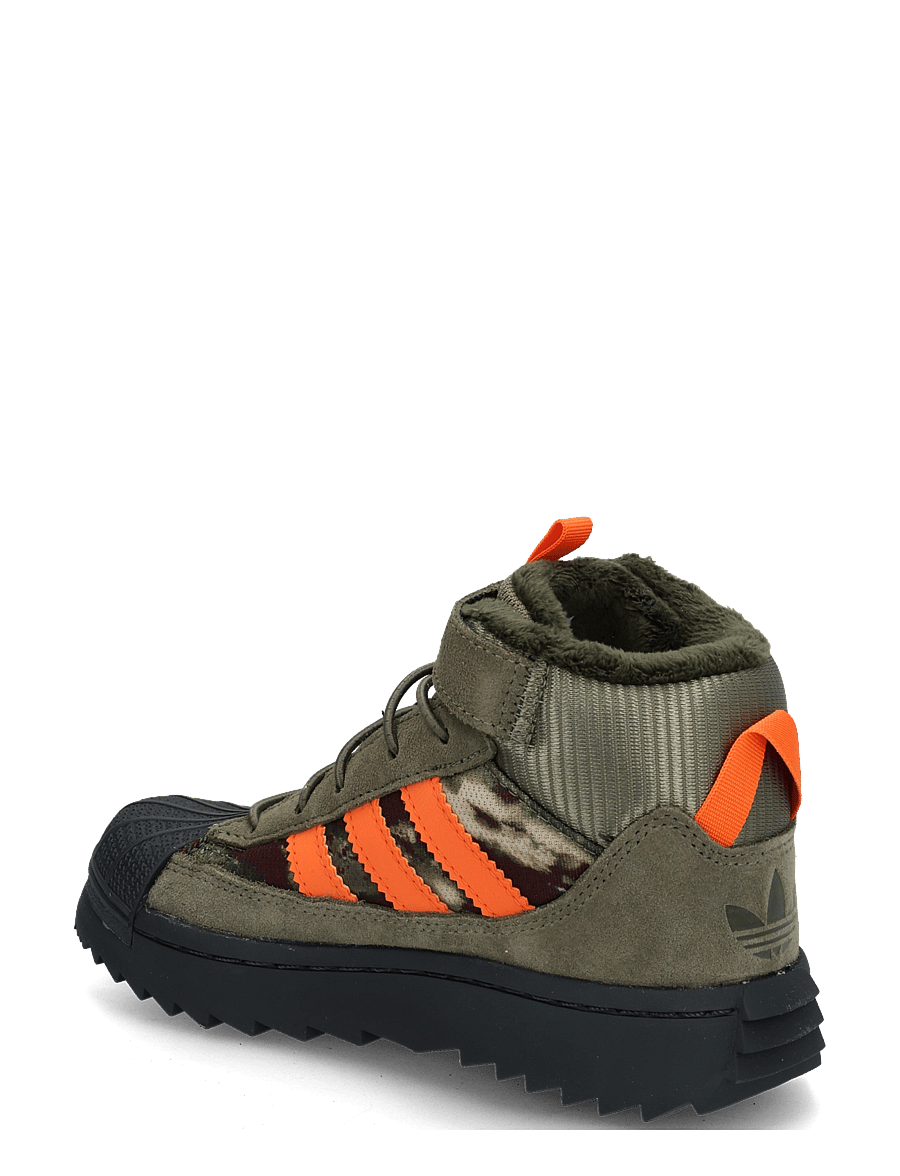 adidas Originals - SUPERSTAR WINTER TREK C - höga sneakers - olistr/orange/ngtcar - 1