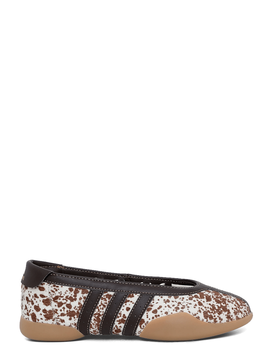 adidas Originals - TAEKWONDO MEI BALLET W - lave sneakers - owhite/dbrown/gum4 - 2