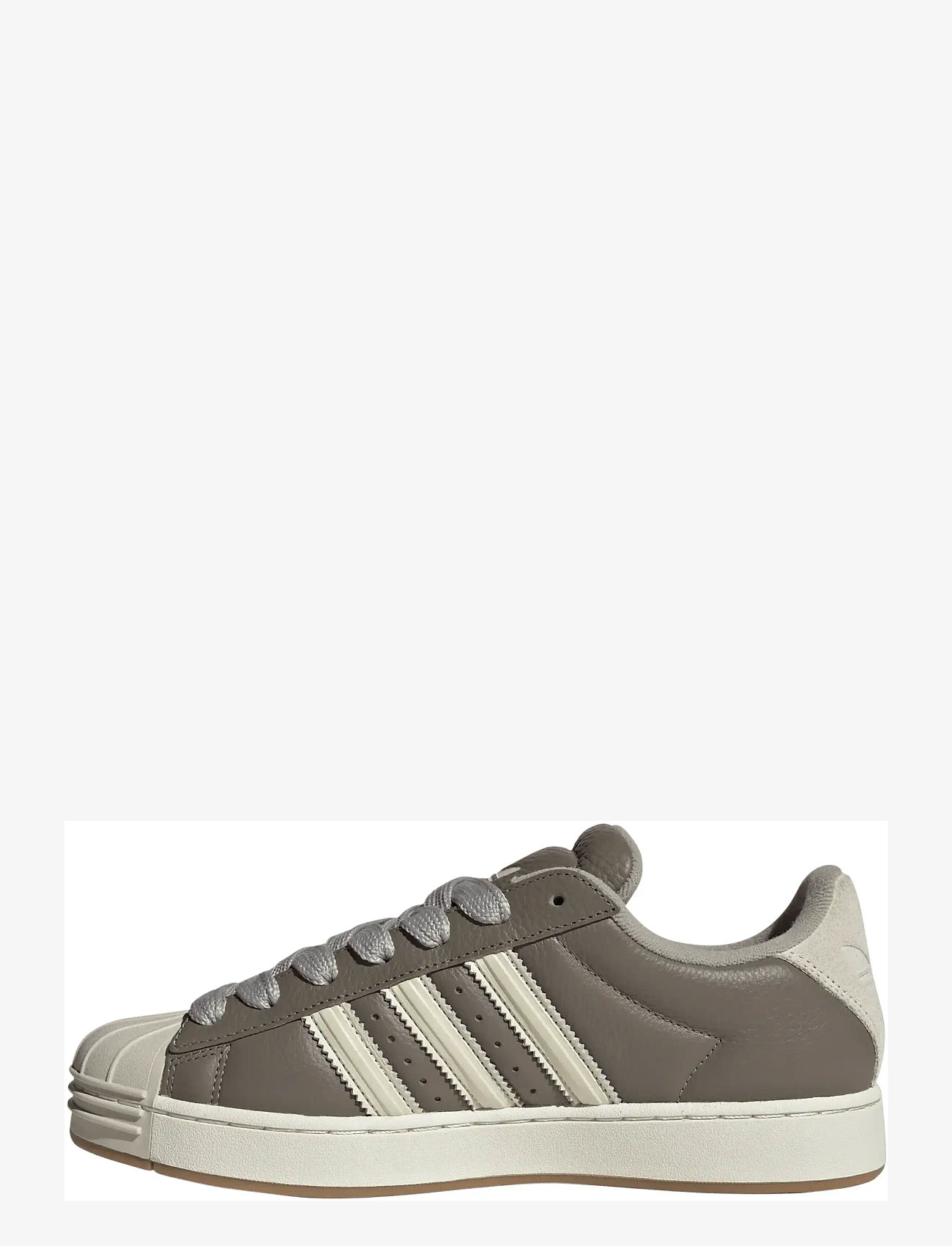 adidas Originals - SUPERSTAR ST - lave sneakers - sbrown/owhite/gum4 - 2