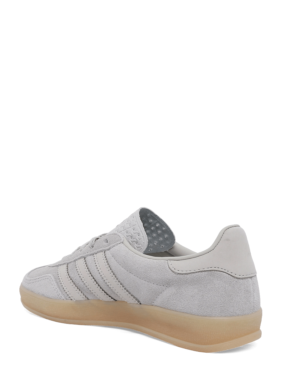 adidas Originals - GAZELLE INDOOR W - lave sneakers - greone/putgre/gum3 - 1