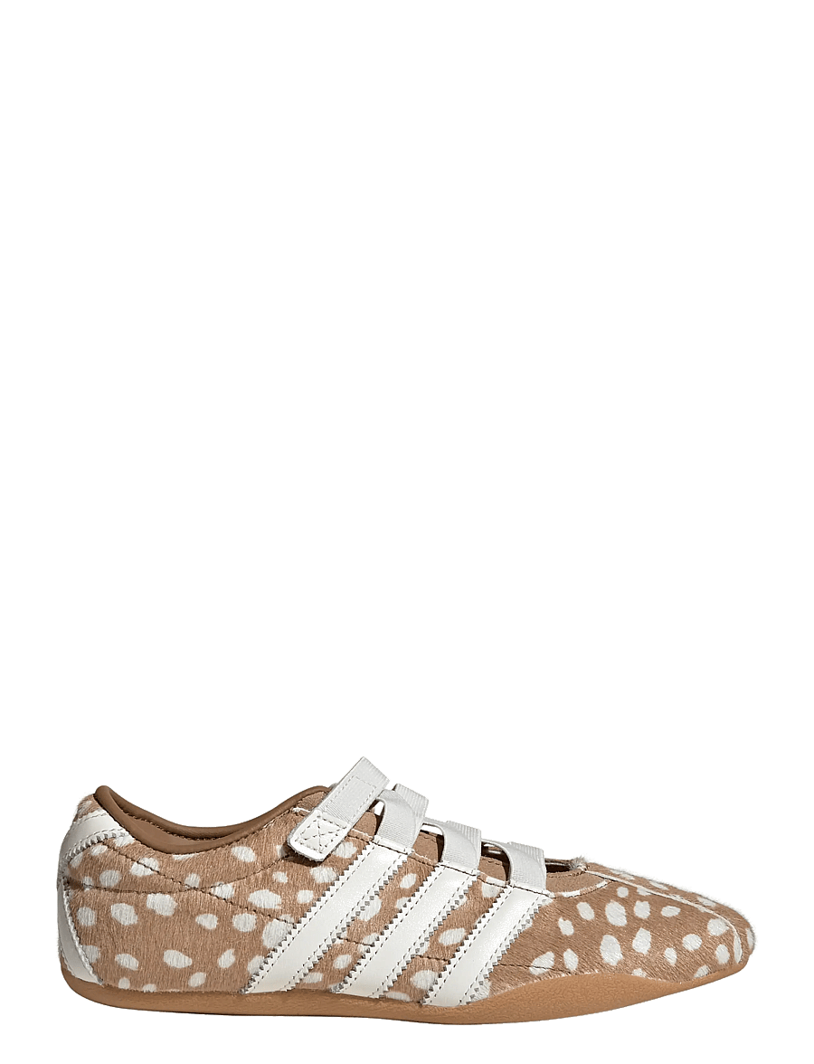 adidas Originals - TOKYO MJ W - låga sneakers - brndes/owhite/gum3 - 1