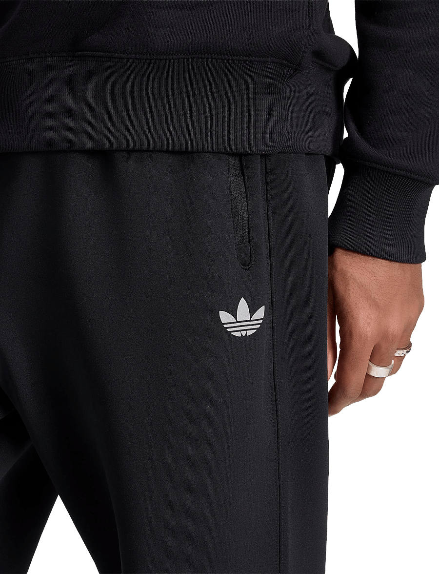 adidas Originals - ESS TRACKPANTS - trainingshosen - black - 3