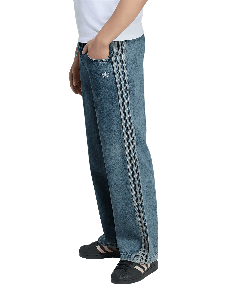 adidas Originals - FIREBIRD DEN TP - loose jeans - worblu - 3