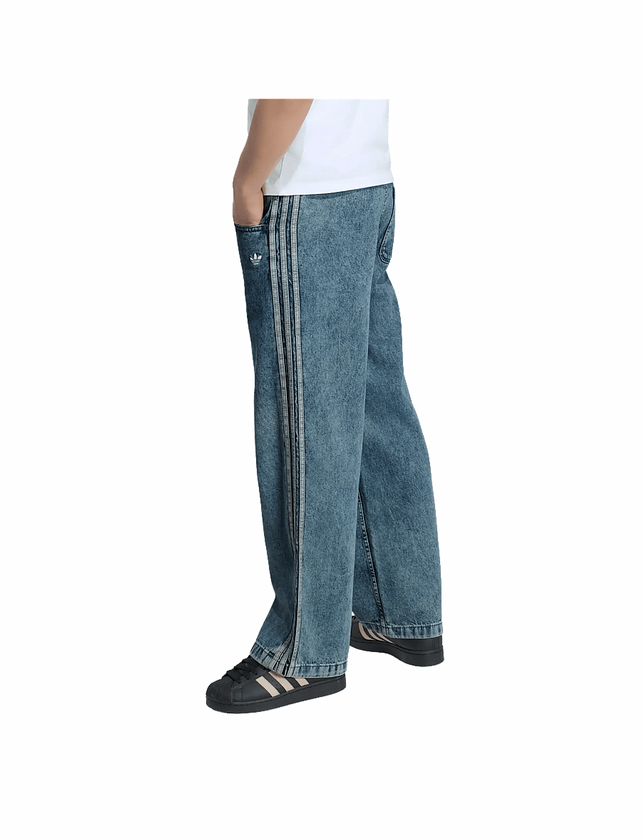 adidas Originals - FIREBIRD DEN TP - loose jeans - worblu - 5