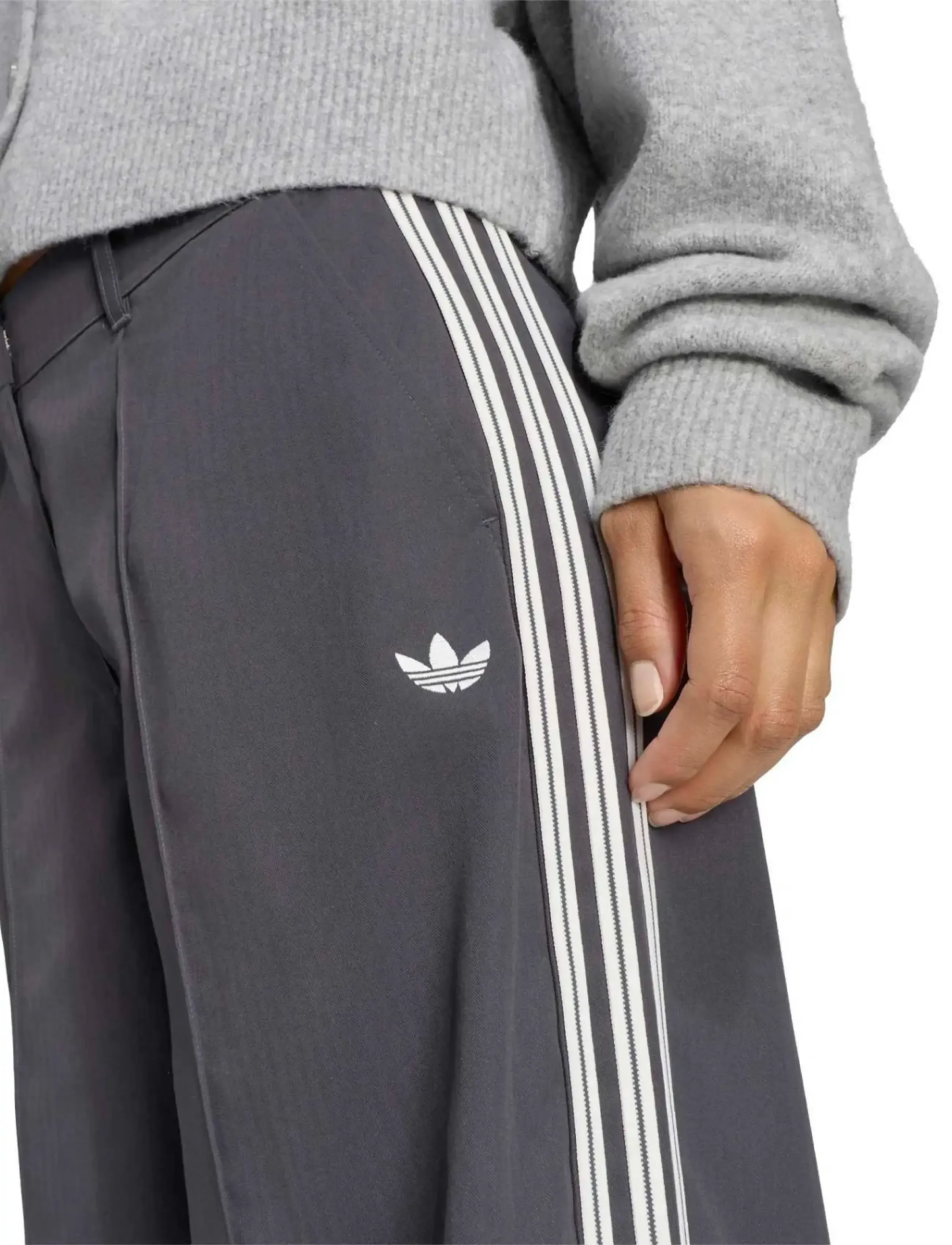 adidas Originals - Firebird TP - casual - utiblk/clowhi - 2