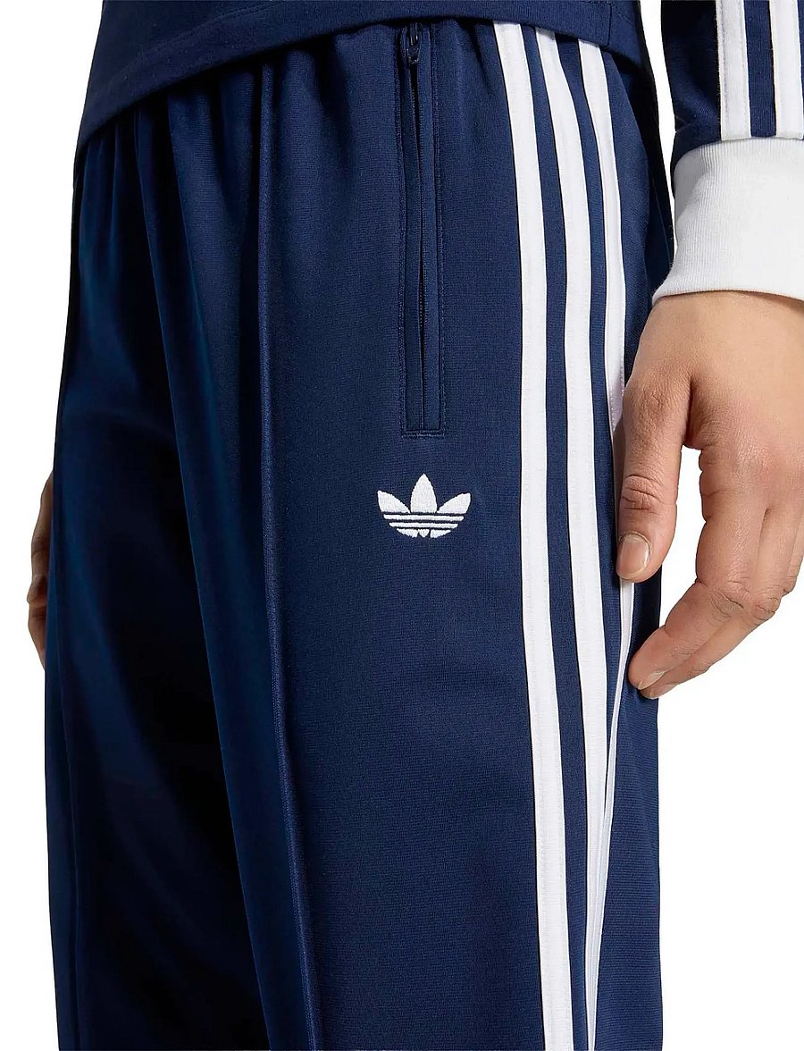 adidas Originals - Firebird CLASSIC TP - vabaajapüksid - nindig/white - 4