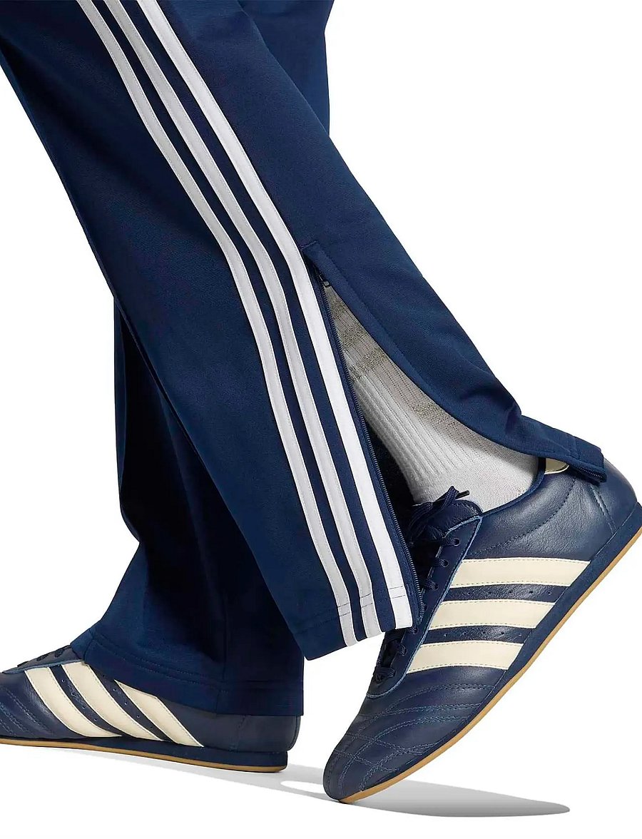 adidas Originals - Firebird CLASSIC TP - vabaajapüksid - nindig/white - 5