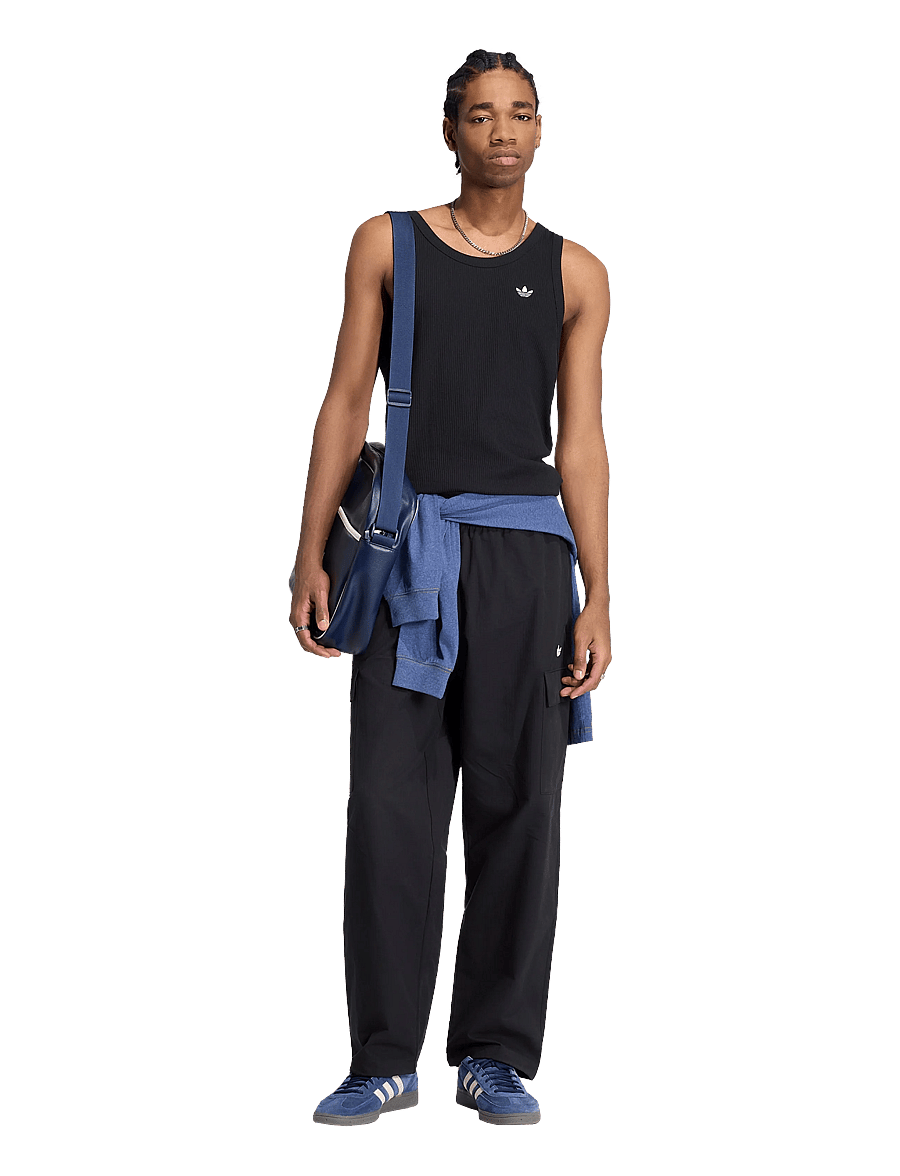 adidas Originals - ESS TANK - Õlapaeltega pluusid - black - 0