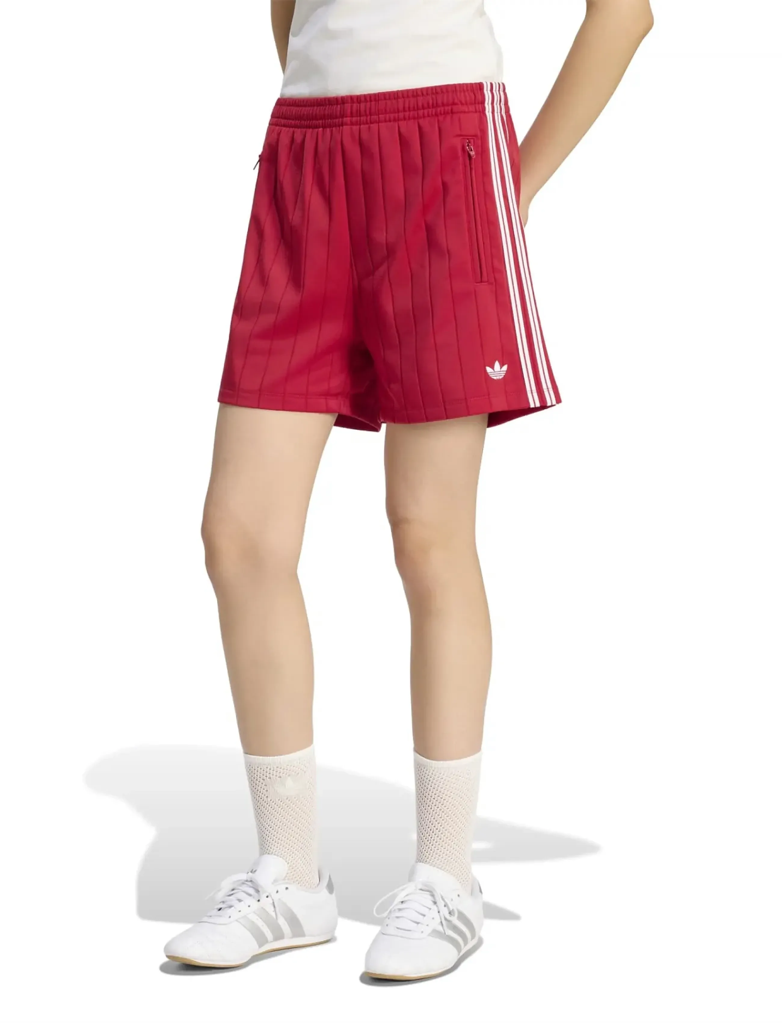adidas Originals - Firebird SHORTS - casual shorts - tmvire/white/tmvire - 0