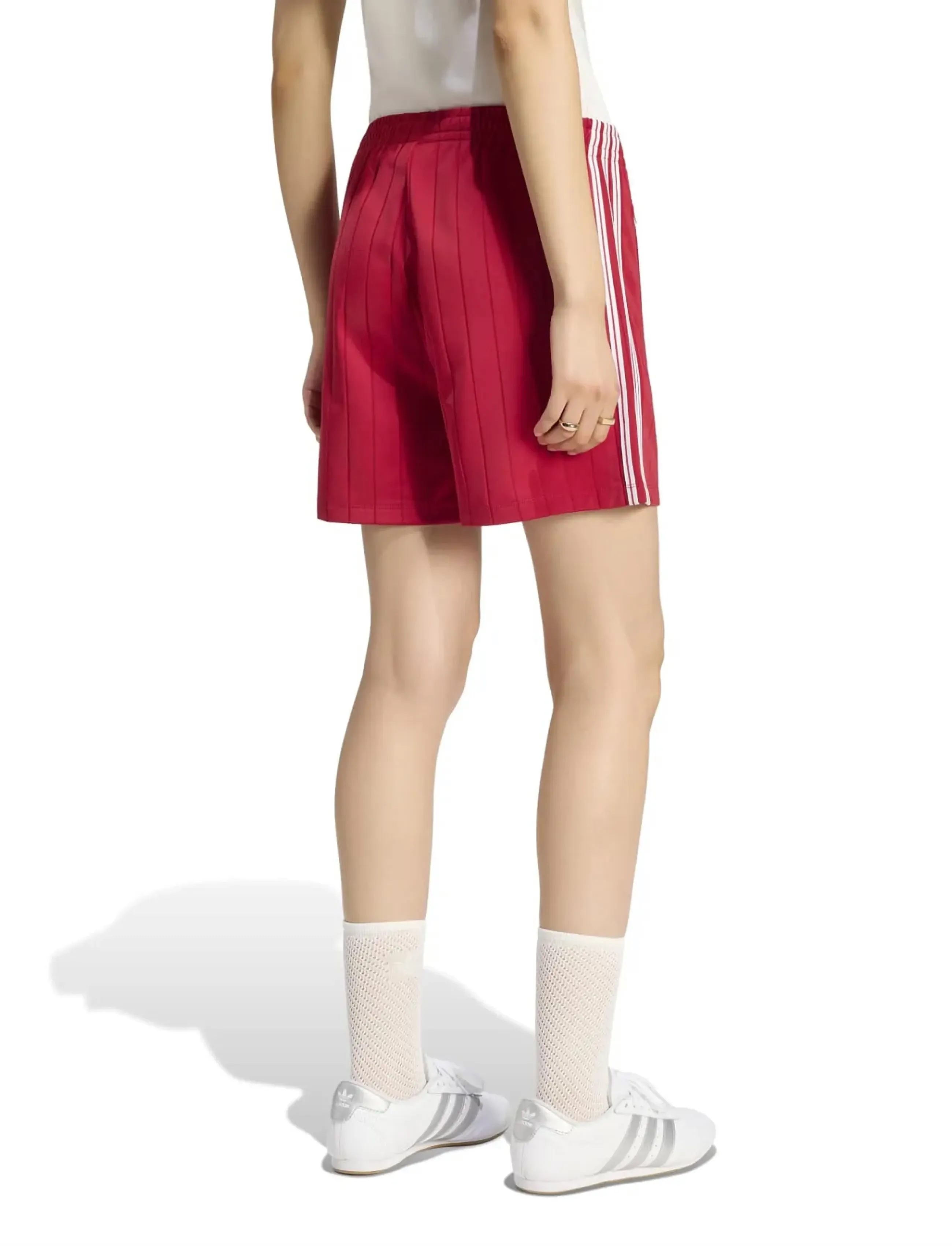 adidas Originals - Firebird SHORTS - casual shorts - tmvire/white/tmvire - 2