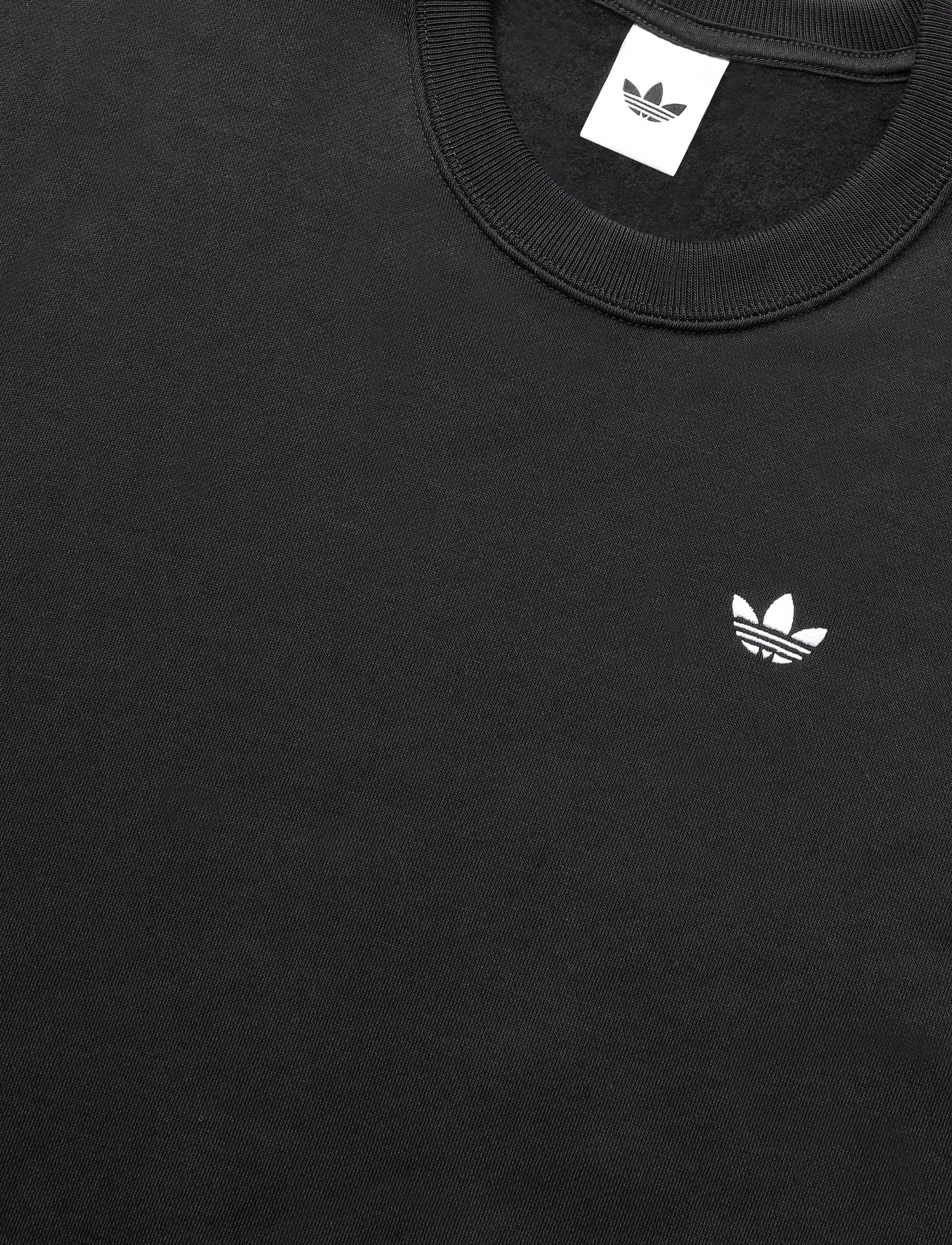 adidas Originals - ESS FL CRW OS - dressipluusid ja pusad - black - 2