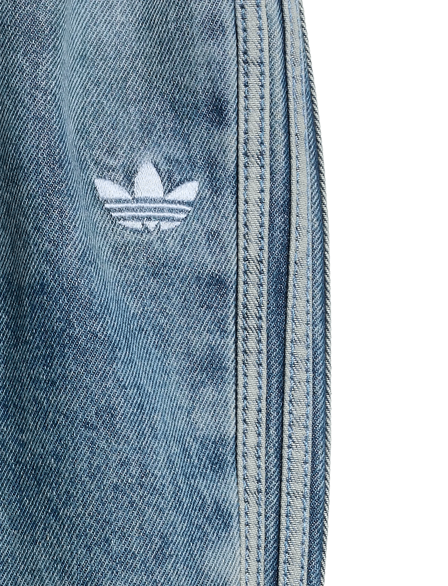 adidas Originals - FIREBIRD DEN TP - loose jeans - worblu - 2