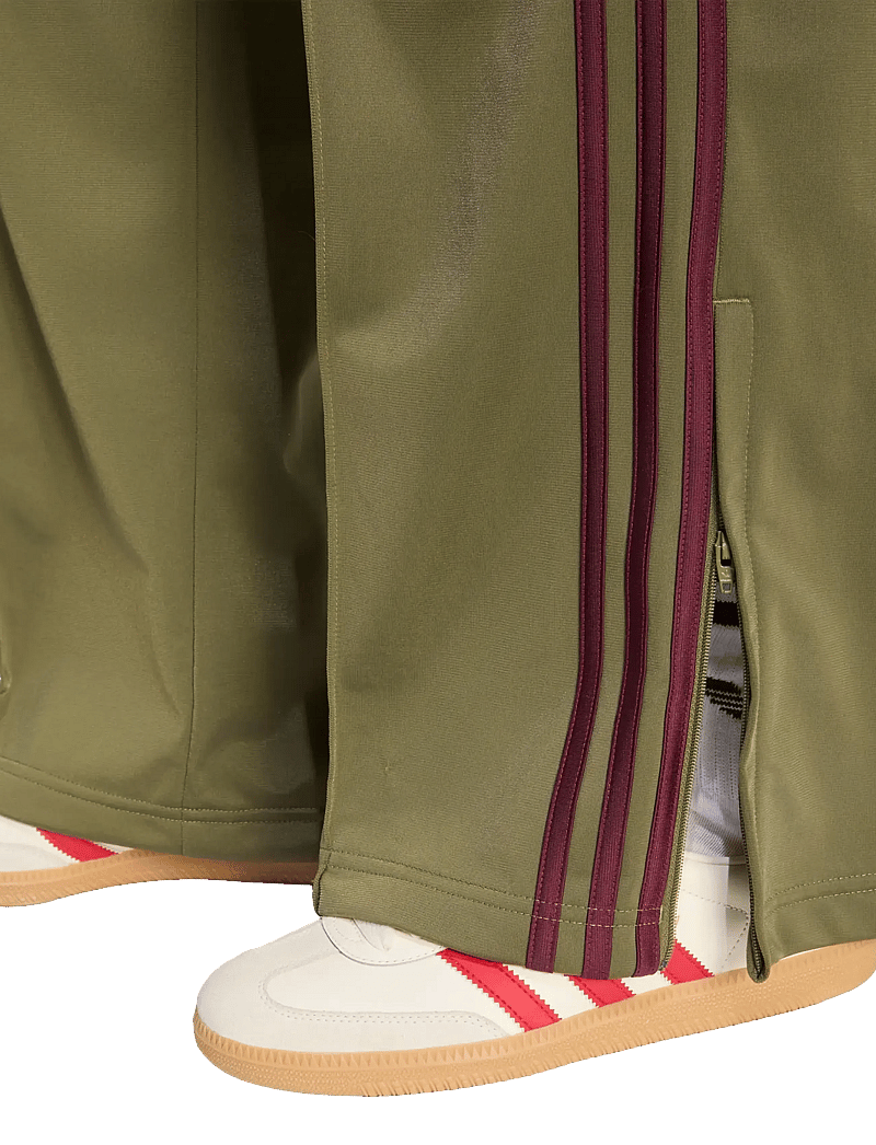 adidas Originals - FB LOOSE TP - pantalons décontractés - focoli/maroon - 3