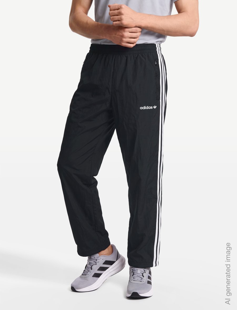 adidas Originals - MUC TP - sports pants - black - 3