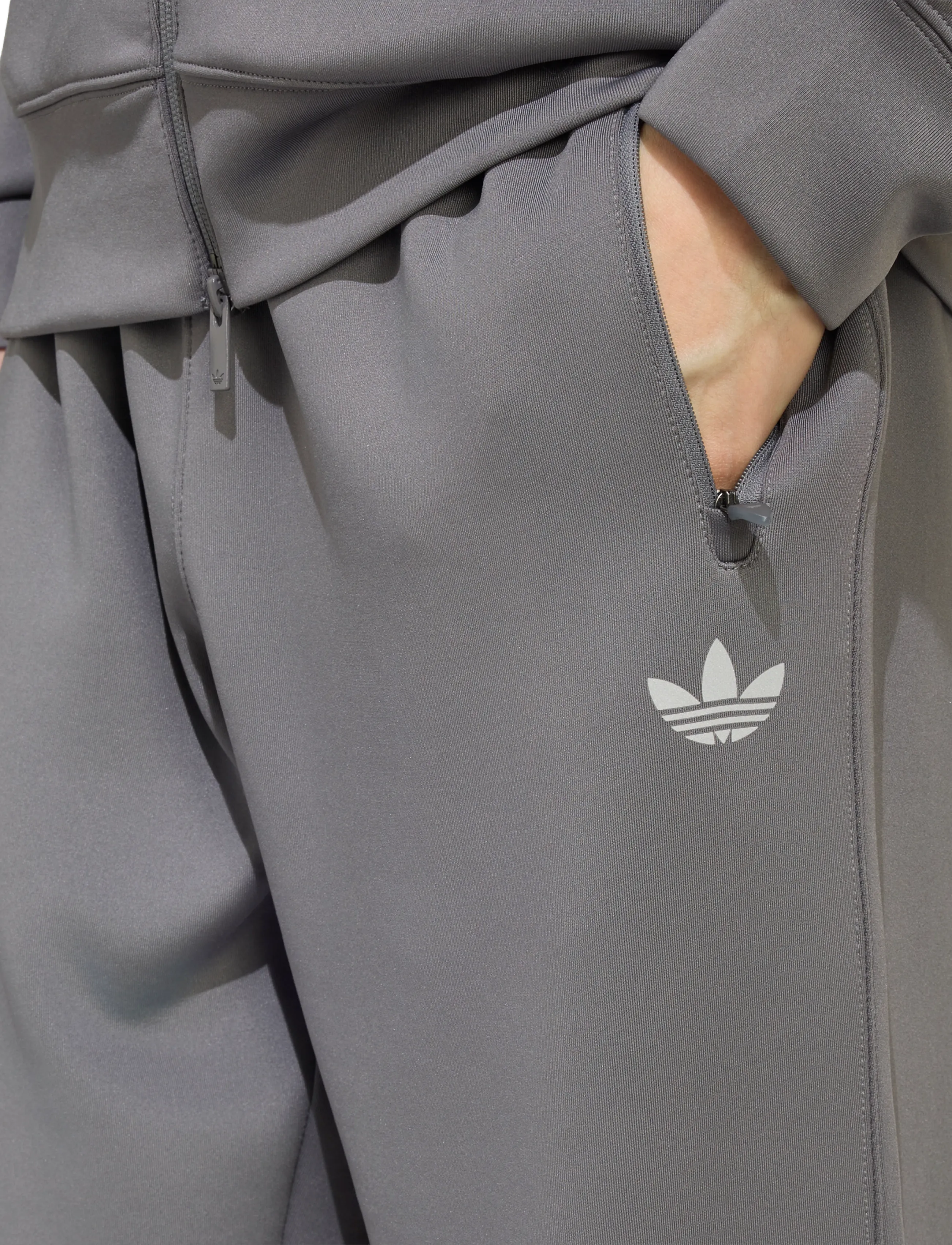 adidas Originals - ESS TRACKPANTS - trainingshosen - grefou - 3