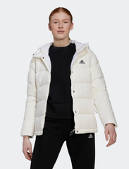 adidas Sportswear - Helionic Hooded Down Jacket - winterjacken - white - 2