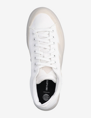 adidas Sportswear - ZNSORED Shoes - sportiska stila apavi ar pazeminātu potītes daļu - crywht/ftwwht/ftwwht - 3
