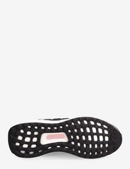 adidas Sportswear - ULTRABOOST 1.0 SHOES - lave sneakers - cblack/cblack/ftwwht - 4