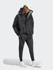 adidas Sportswear - MYSHELTER GTX - outdoor- & regenjacken - black - 5