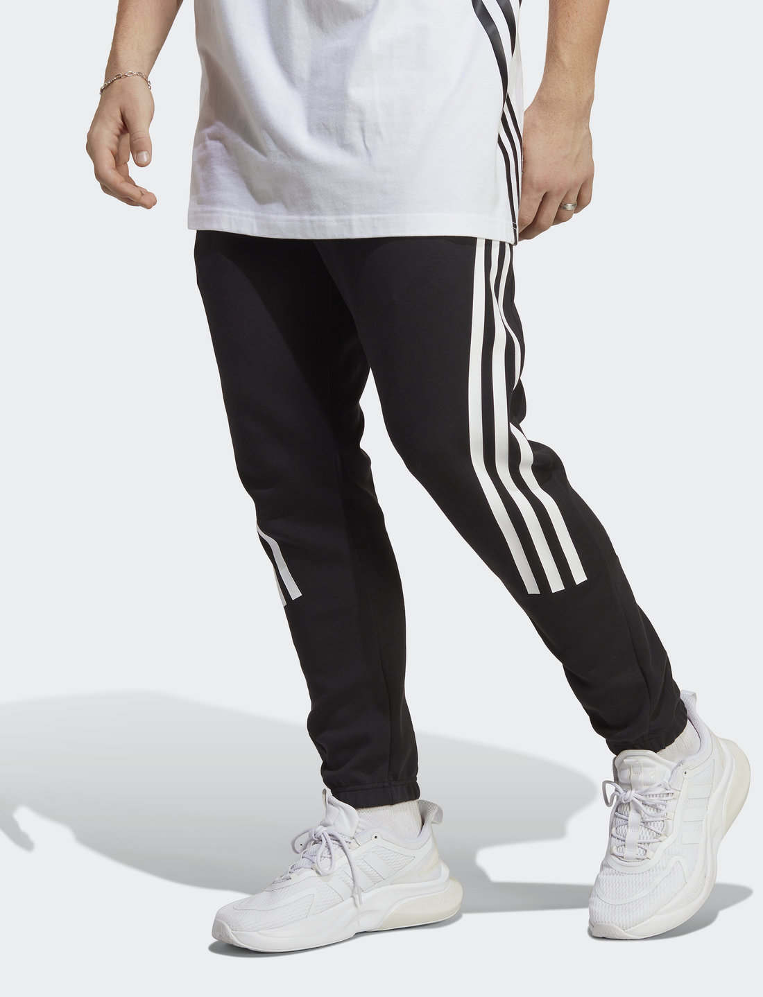 Adidas sweatpants 3 stripes hotsell
