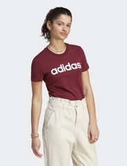 adidas Sportswear - Essentials Slim Logo T-Shirt - laagste prijzen - shared/white - 4