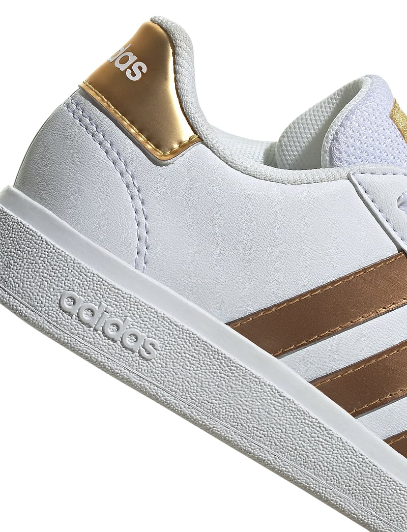 adidas Sportswear - GRAND COURT 2.0 K - lave sneakers - ftwwht/ftwwht/magold - 5